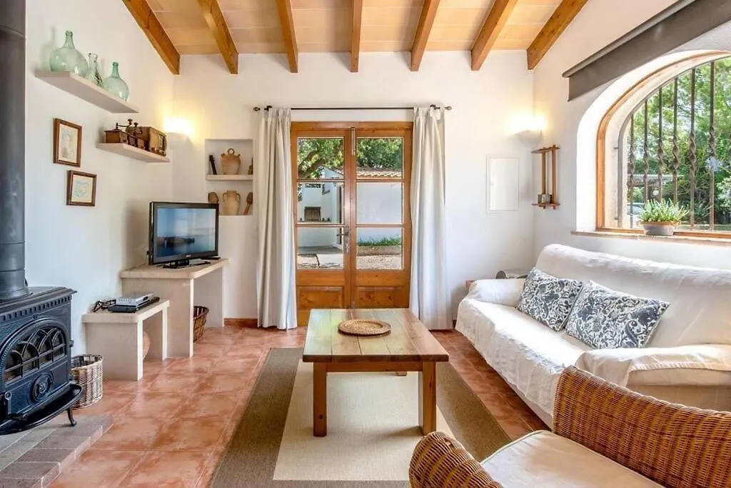 Villa In Alcudia With Passion And Care In Every Detail By Renthousing Hiszpania
